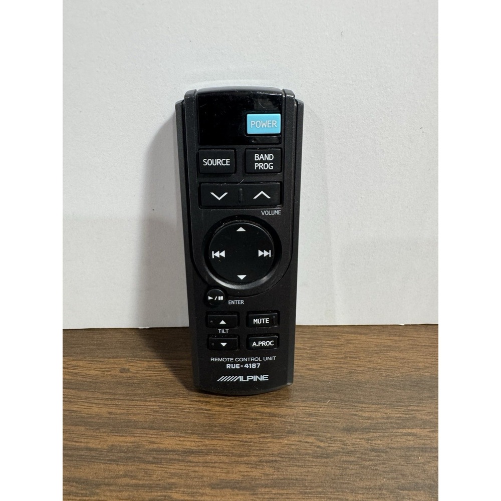 Alpine RUE-4187 Car Stereo Audio Remote Control Unit Black. Tested Working !!!